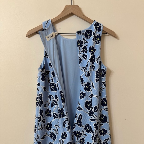 Eliza J floral sheath dress | size 4 - Picture 4 of 6